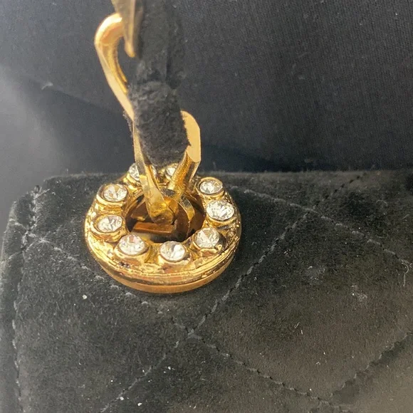 Vintage Black Suède Chanel evening purse - Picture 4 of 13